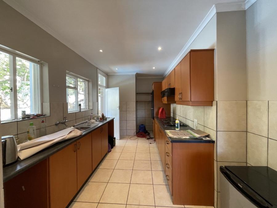 To Let Commercial Property for Rent in Sea Point Western Cape